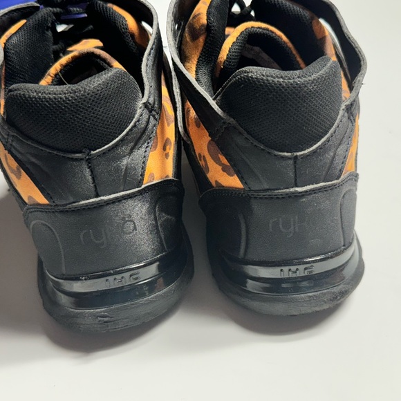RYKA Tenacity Animal Print Aerobic Cross Trainer Mid High Top Support Zumba - Picture 4 of 6